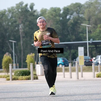 Runner Photo 6791764