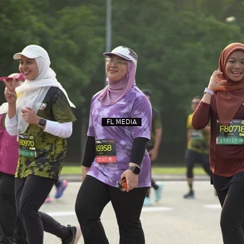 Runner Photo 6791778