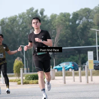 Runner Photo 6791781