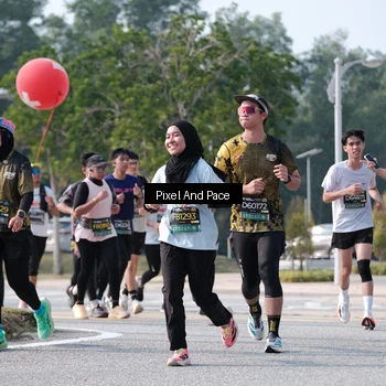 Runner Photo 6791801