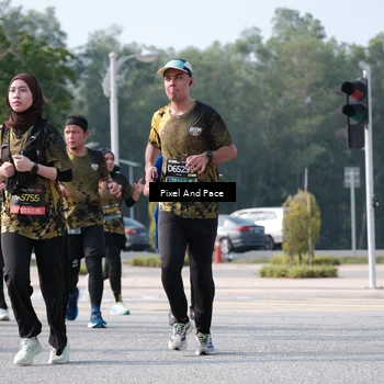 Runner Photo 6791891
