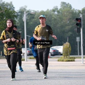 Runner Photo 6791903