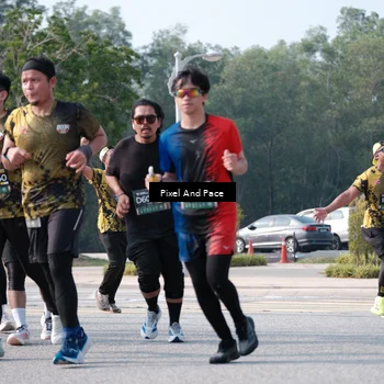 Runner Photo 6791908