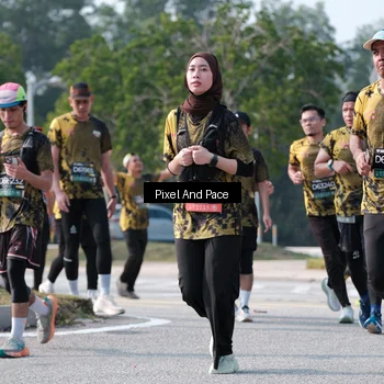 Runner Photo 6791911