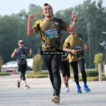Runner Photo 6791954