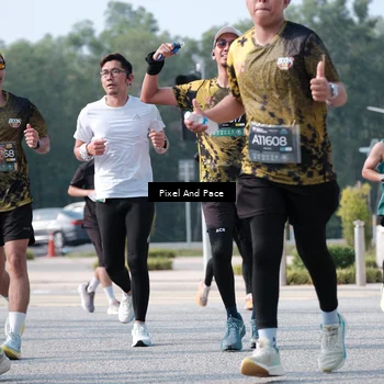 Runner Photo 6792001