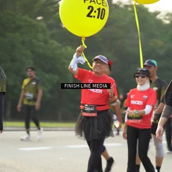 Runner Photo 6792021