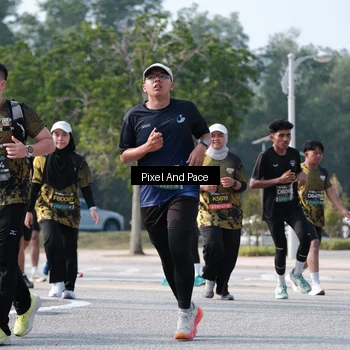 Runner Photo 6792033
