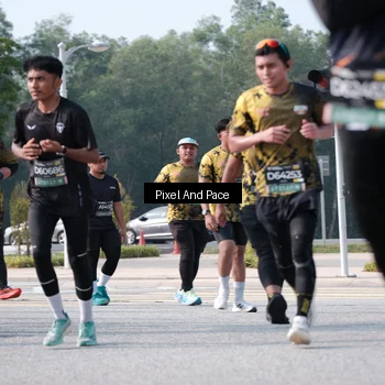 Runner Photo 6792034