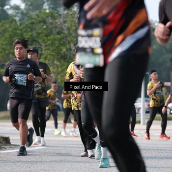 Runner Photo 6792040