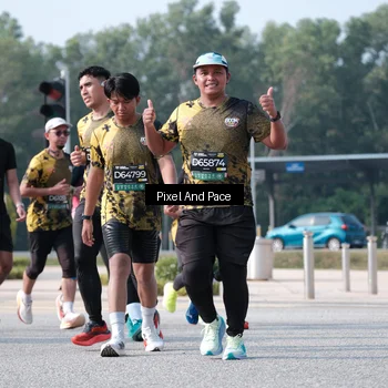 Runner Photo 6792071