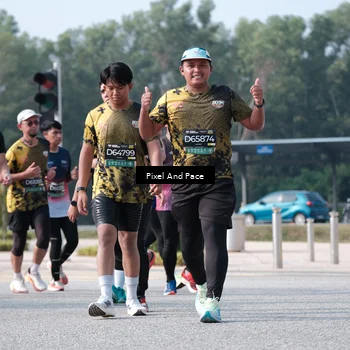 Runner Photo 6792072