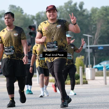 Runner Photo 6792086
