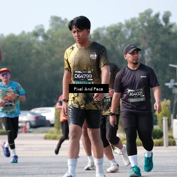 Runner Photo 6792100