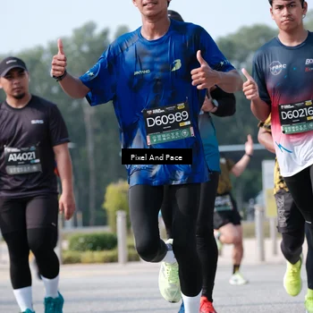 Runner Photo 6792105