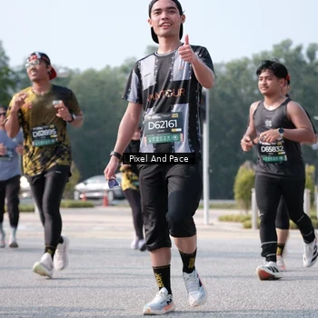 Runner Photo 6792172