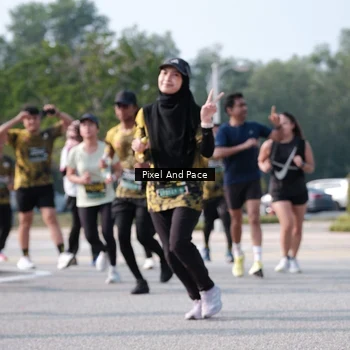 Runner Photo 6792193