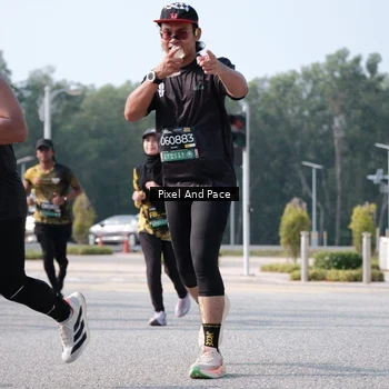 Runner Photo 6792194