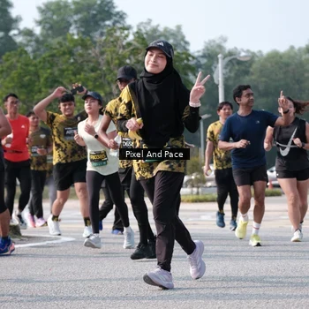 Runner Photo 6792204