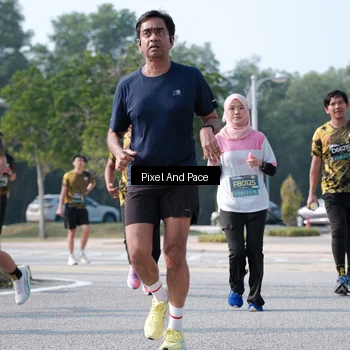 Runner Photo 6792222