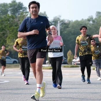 Runner Photo 6792223