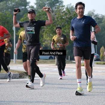 Runner Photo 6792233