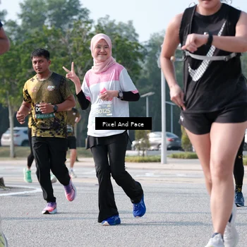 Runner Photo 6792247