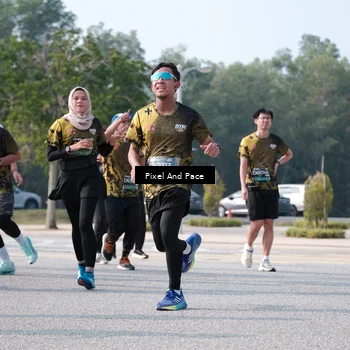 Runner Photo 6792287
