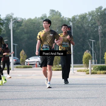 Runner Photo 6792312