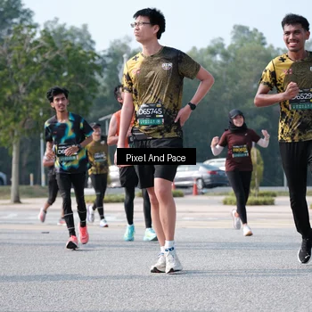 Runner Photo 6792327