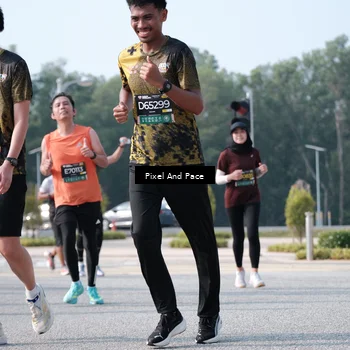 Runner Photo 6792336