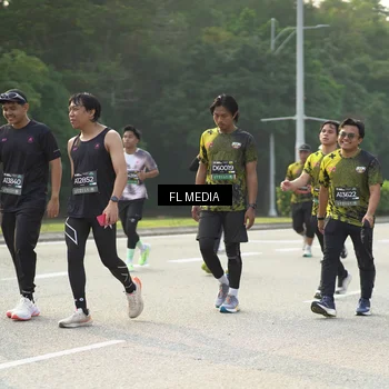 Runner Photo 6792348
