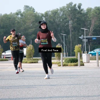Runner Photo 6792350