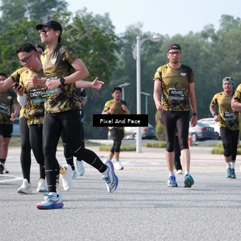 Runner Photo 6792363