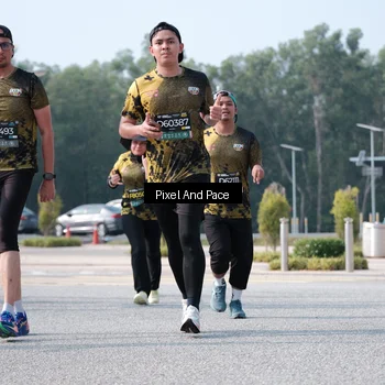 Runner Photo 6792386