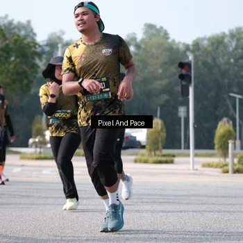 Runner Photo 6792423