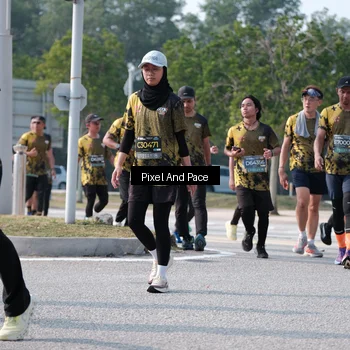 Runner Photo 6792424