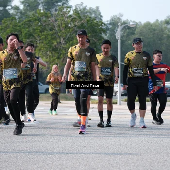 Runner Photo 6792438
