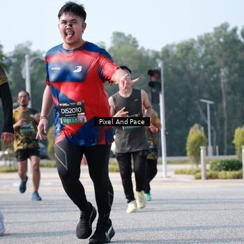 Runner Photo 6792483