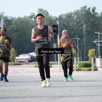 Runner Photo 6792484
