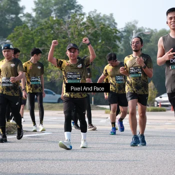 Runner Photo 6792486