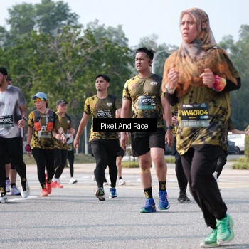 Runner Photo 6792500