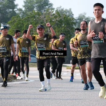 Runner Photo 6792503