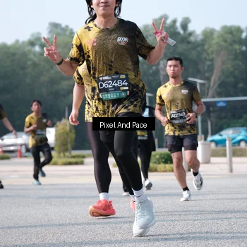 Runner Photo 6792537