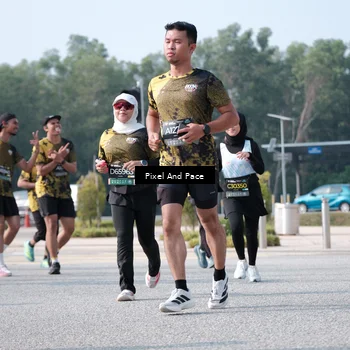 Runner Photo 6792555