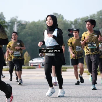 Runner Photo 6792579