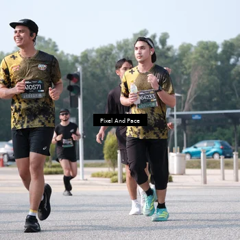 Runner Photo 6792601