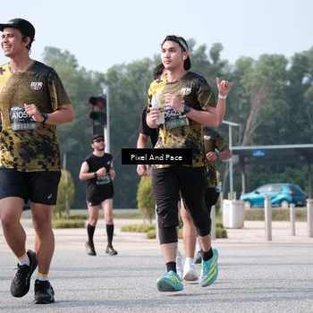 Runner Photo 6792608