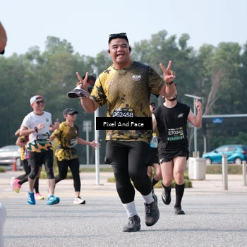 Runner Photo 6792615