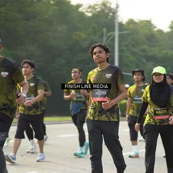 Runner Photo 6792625